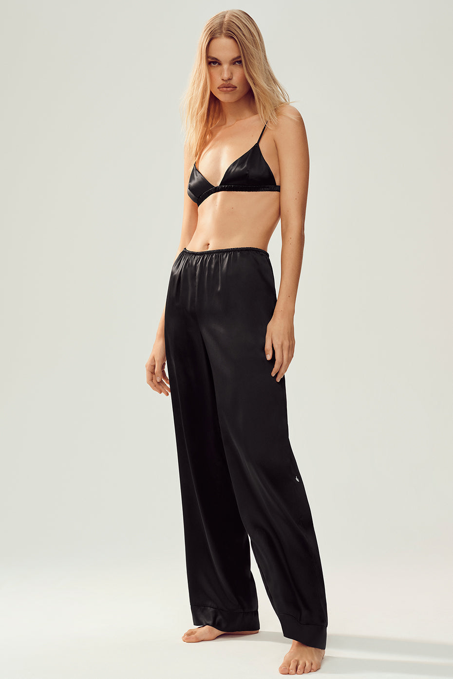 Alo Yoga Silk Luminous Pant (Regular) - Black - imagen 1