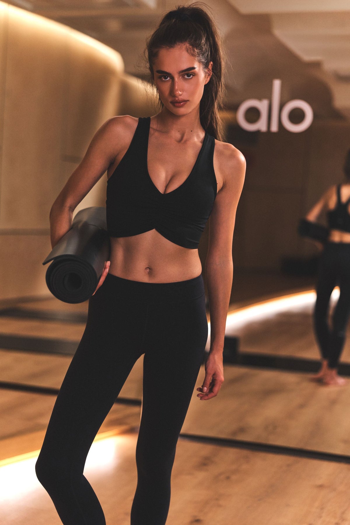 Alo Yoga Airbrush Low-Rise Legging - Black - imagen 1