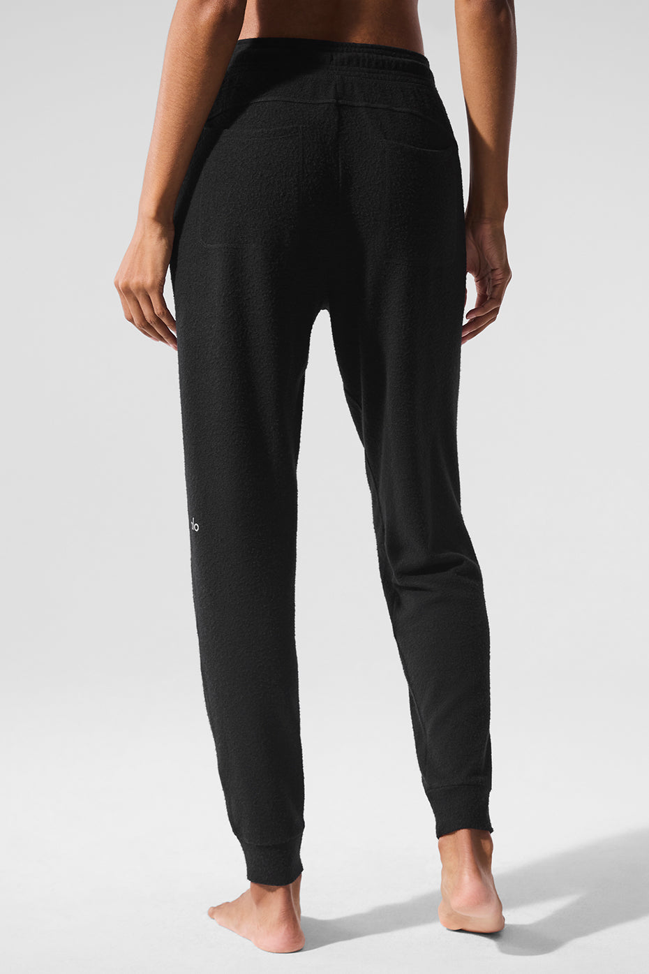 Alo Yoga Soho Sweatpant - Black - imagen 2