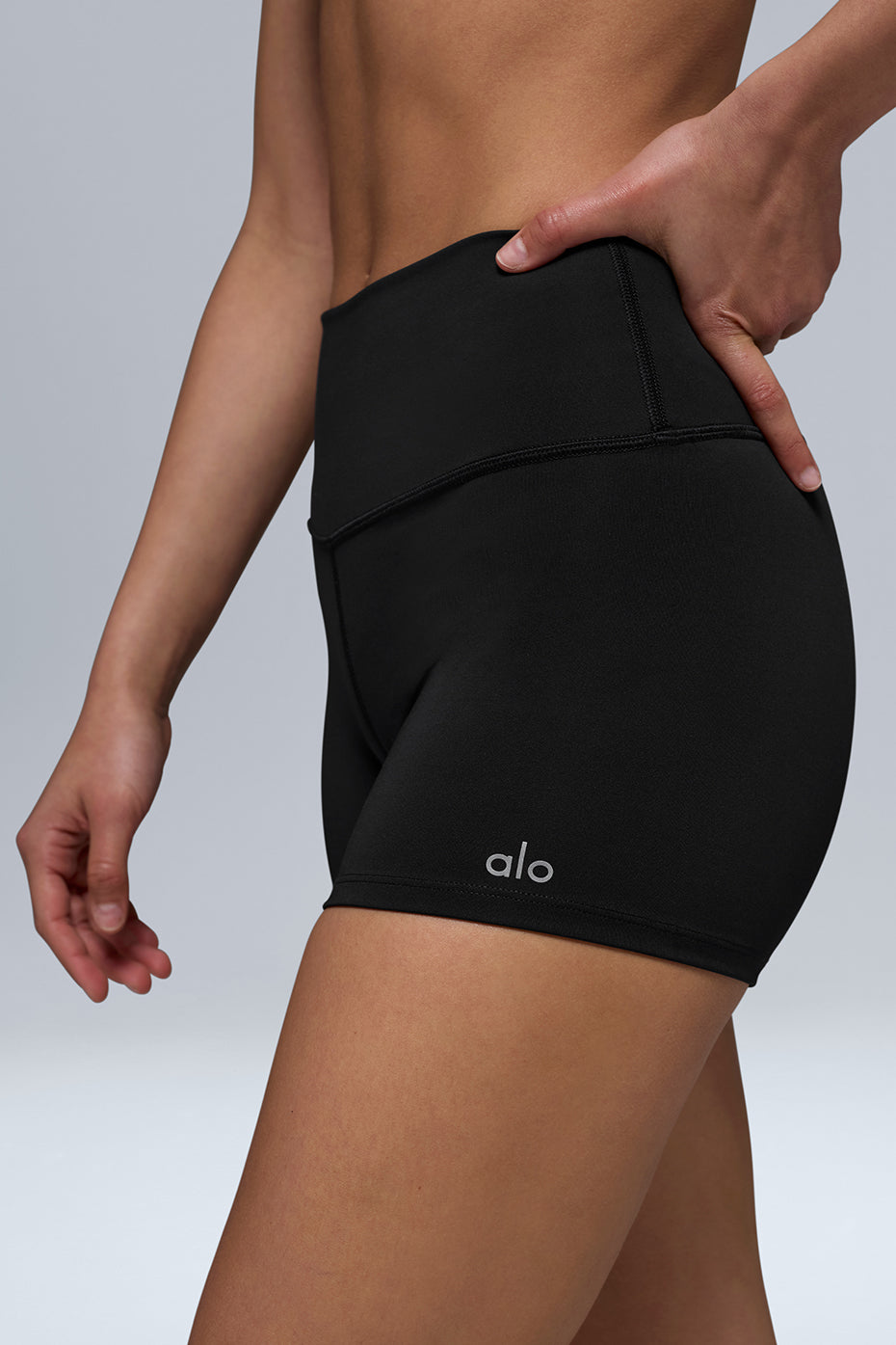 Alo Yoga 3" High-Waist Airlift Short - Black - imagen 4
