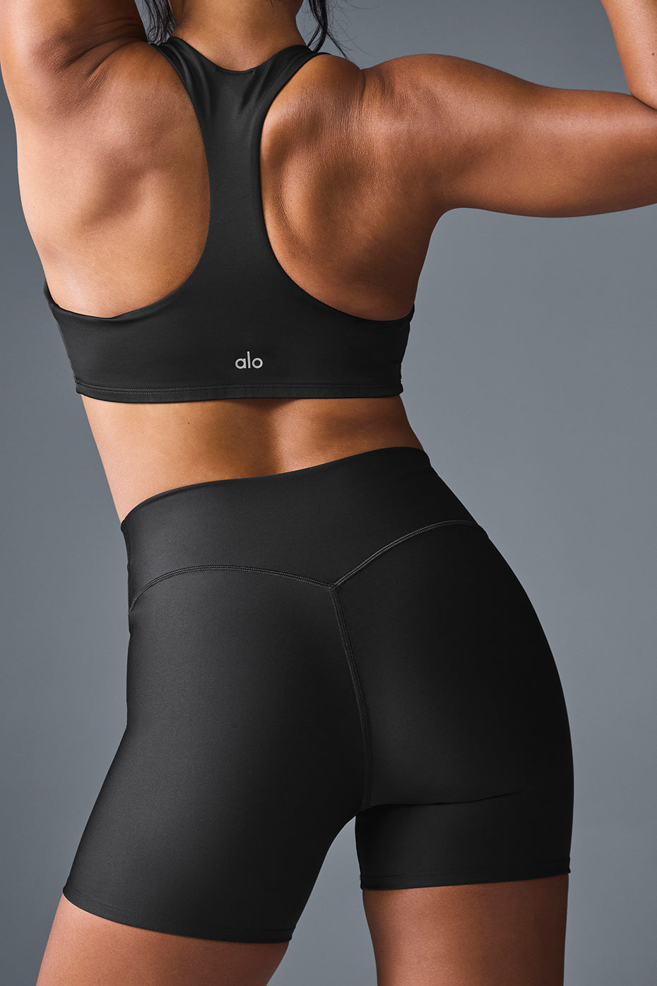 Alo Yoga 5" Airlift Energy Short - Black - imagen 2