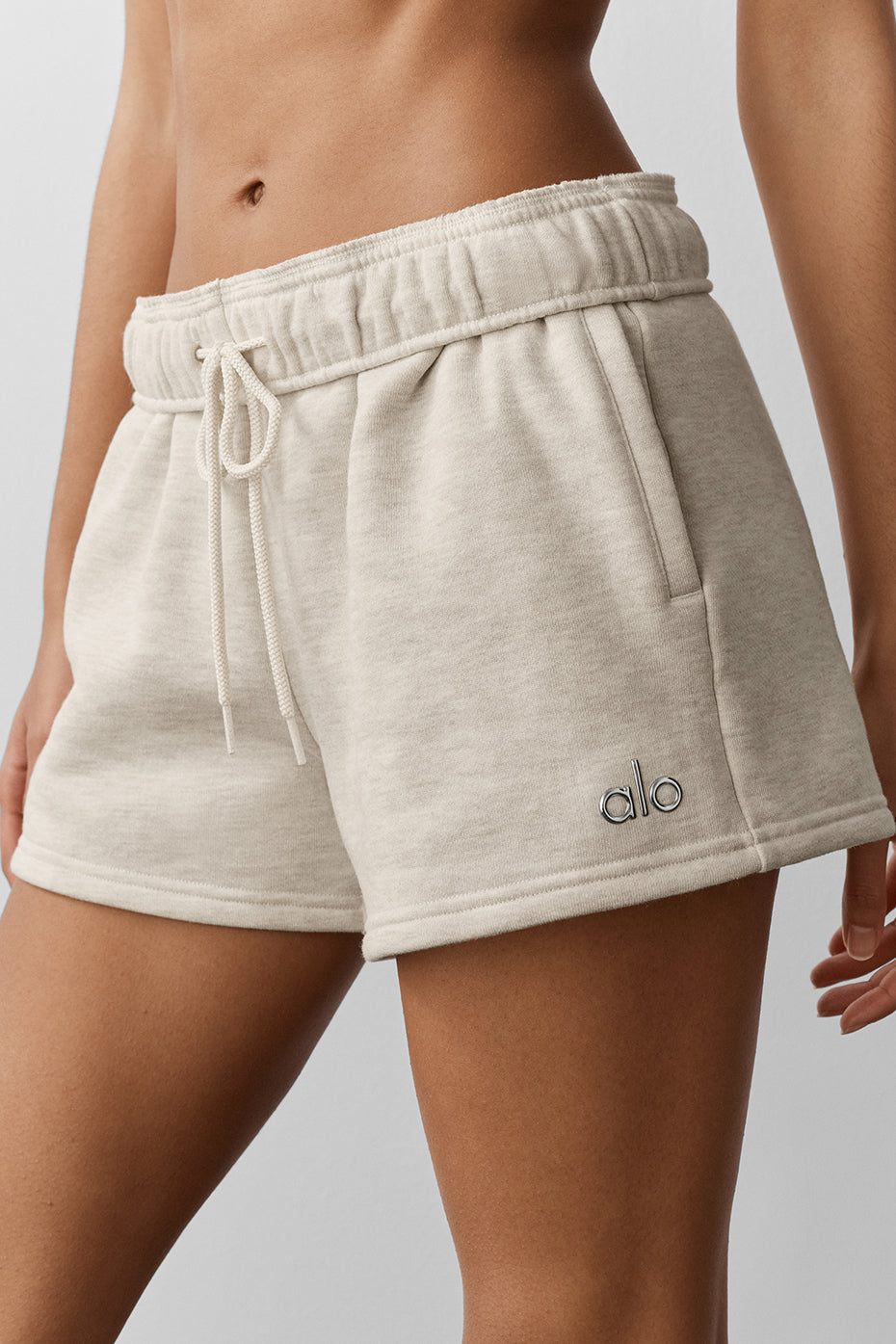 Alo Yoga Accolade Short - Oatmeal Heather - imagen 3