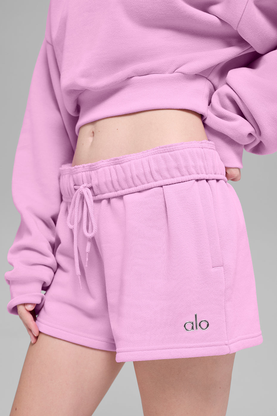 Alo Yoga Accolade Short - Candy Heart Pink - imagen 4