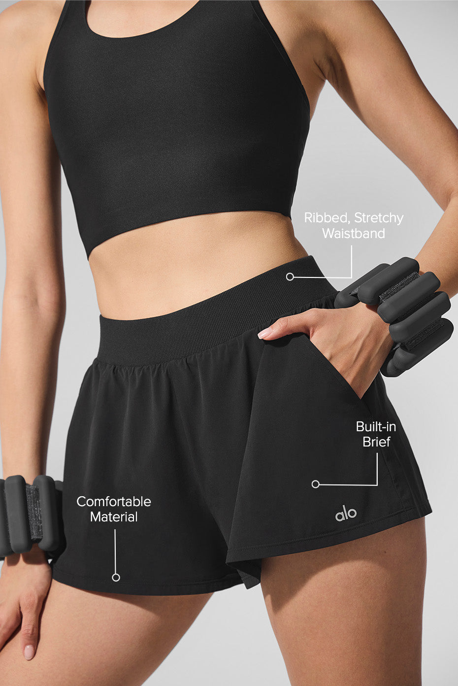 Alo Yoga Breezy Short - Black - imagen 2