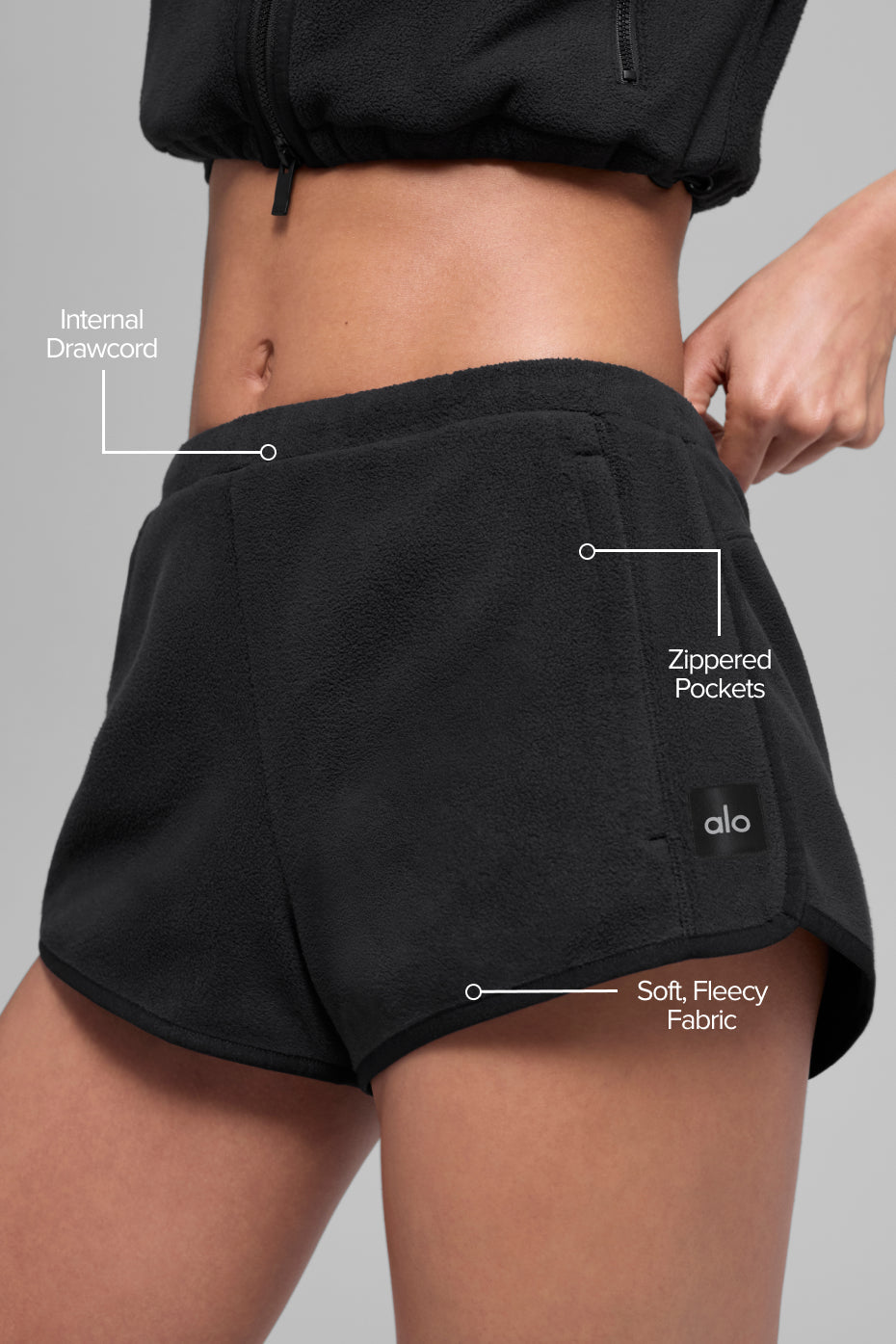 Alo Yoga Polar Fleece Retreat Short - Black - imagen 2