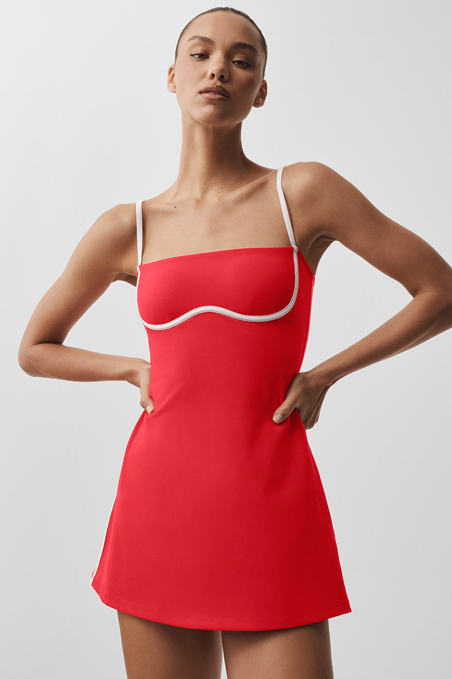 Alo Yoga Airbrush Streamlined Dress - Bright Red/White - imagen 1