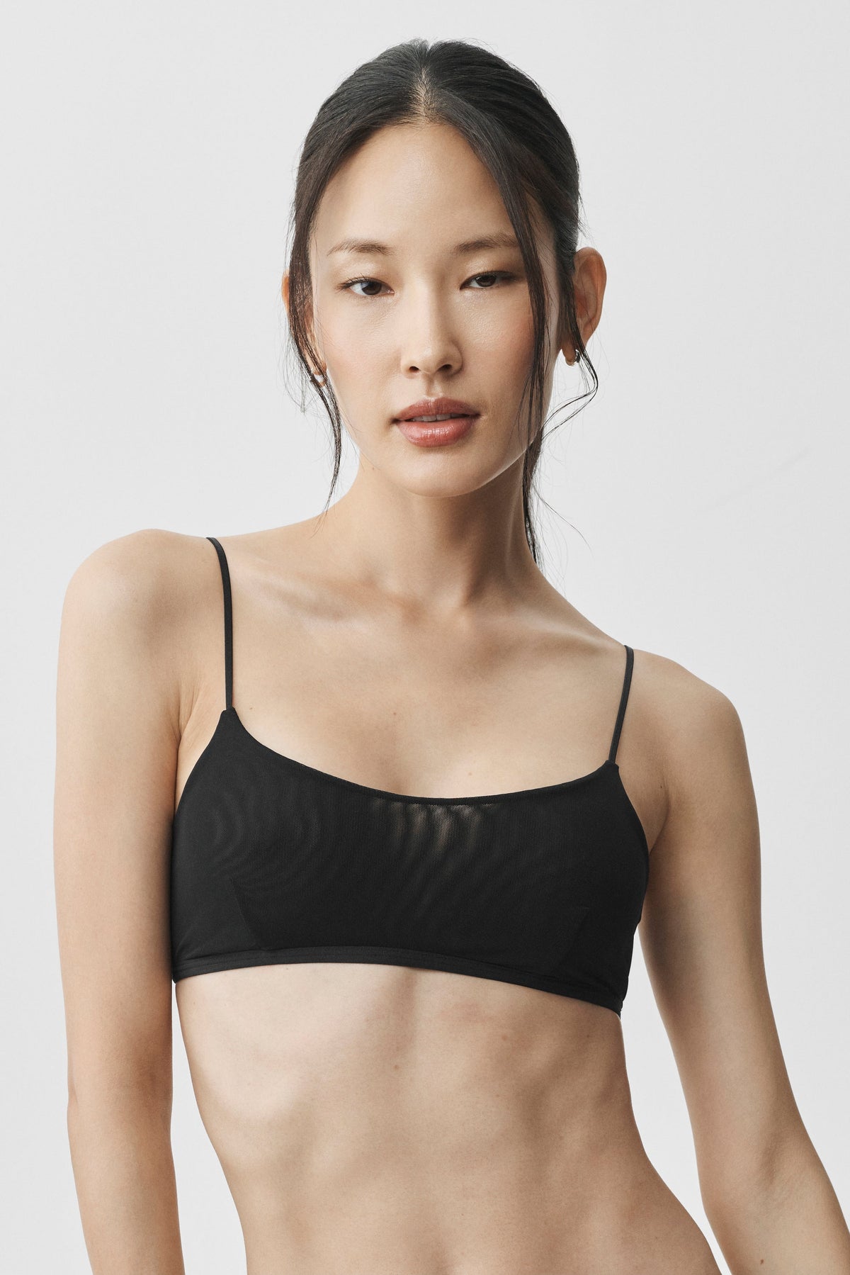 Alo Yoga Airmesh Venus Bralette - Black - imagen 1