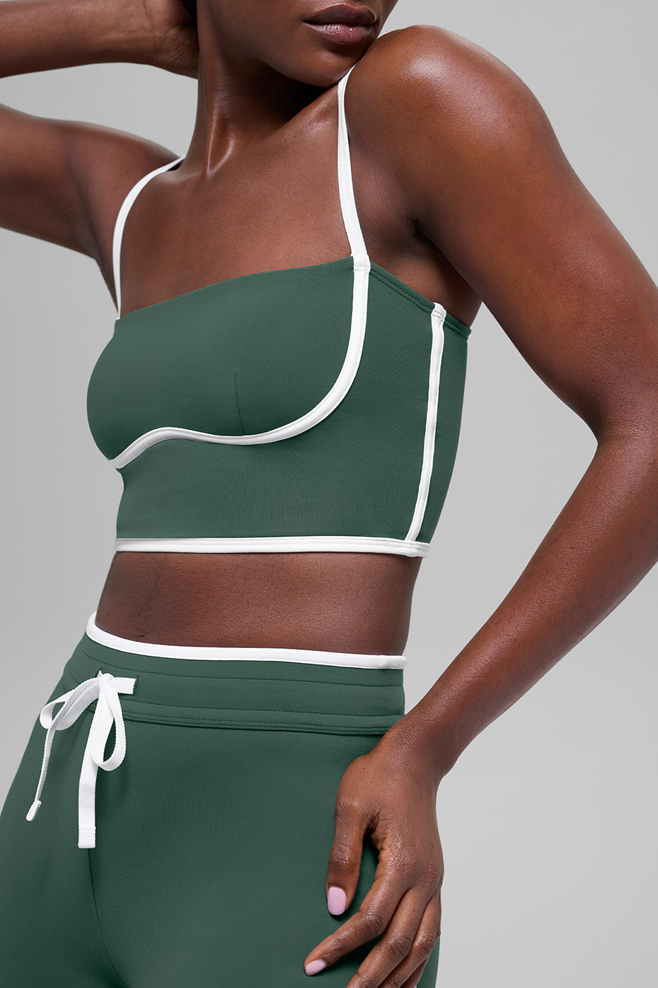 Alo Yoga Airbrush Streamlined Bra Tank - Clover Green/White - imagen 3