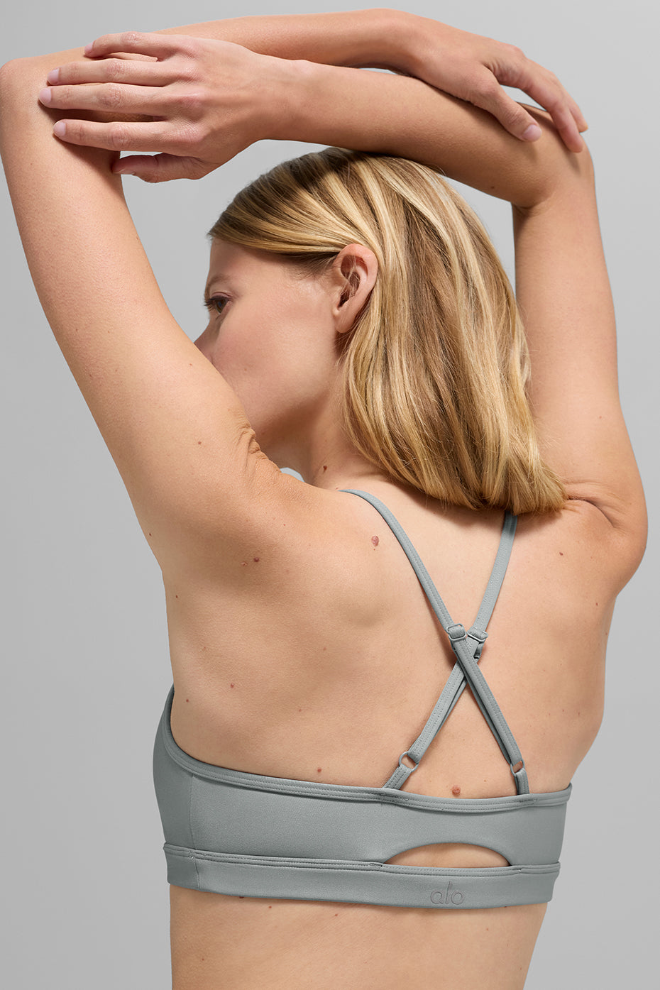Alo Yoga Airlift Intrigue Bra - Lunar Grey - imagen 2