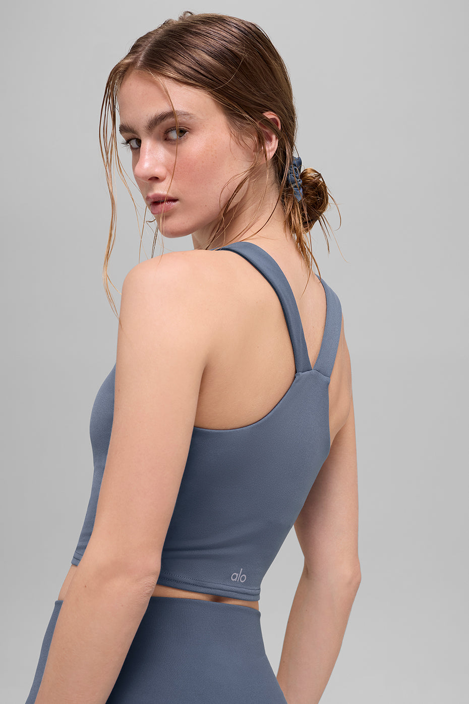 Alo Yoga Airbrush Real Bra Tank - Bluestone - imagen 2