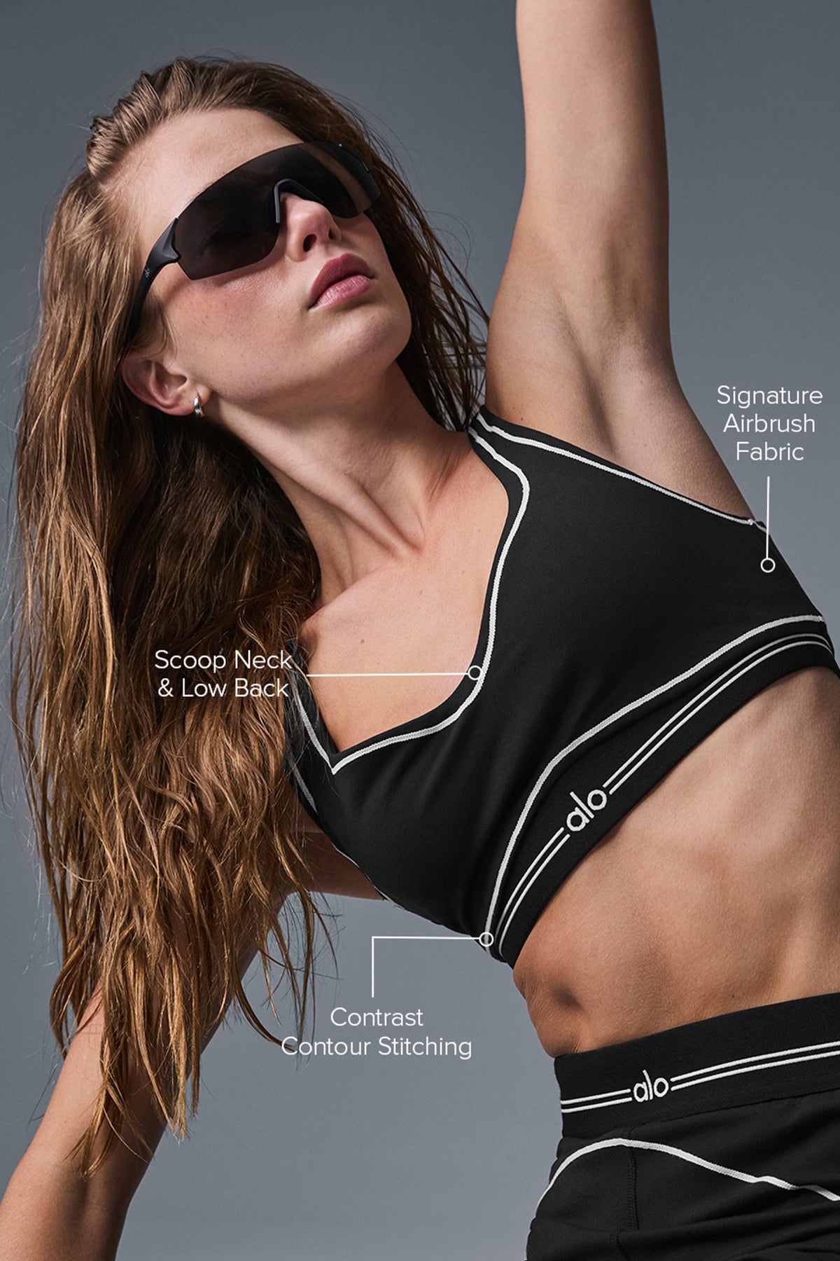 Alo Yoga Airbrush Heart Throb Bra - Black/White - imagen 2
