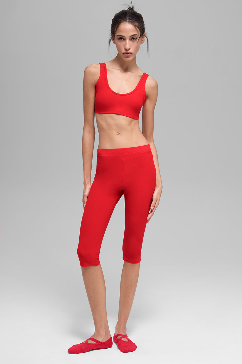 Alo Yoga Alosoft Center Stage Bra - Bright Red - imagen 4