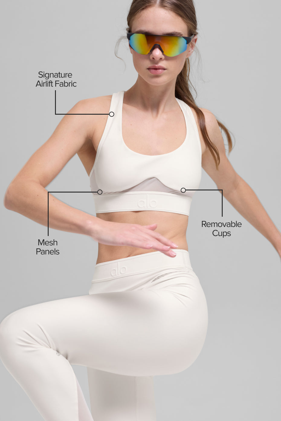 Alo Yoga Airlift Rebel Bra - Ivory - imagen 2
