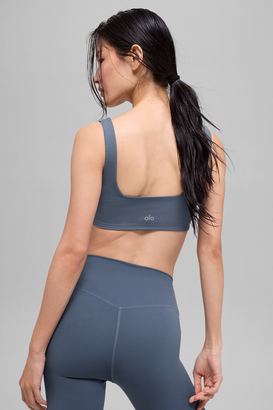 Alo Yoga ALO Softsculpt Precision Bra - Bluestone - imagen 3