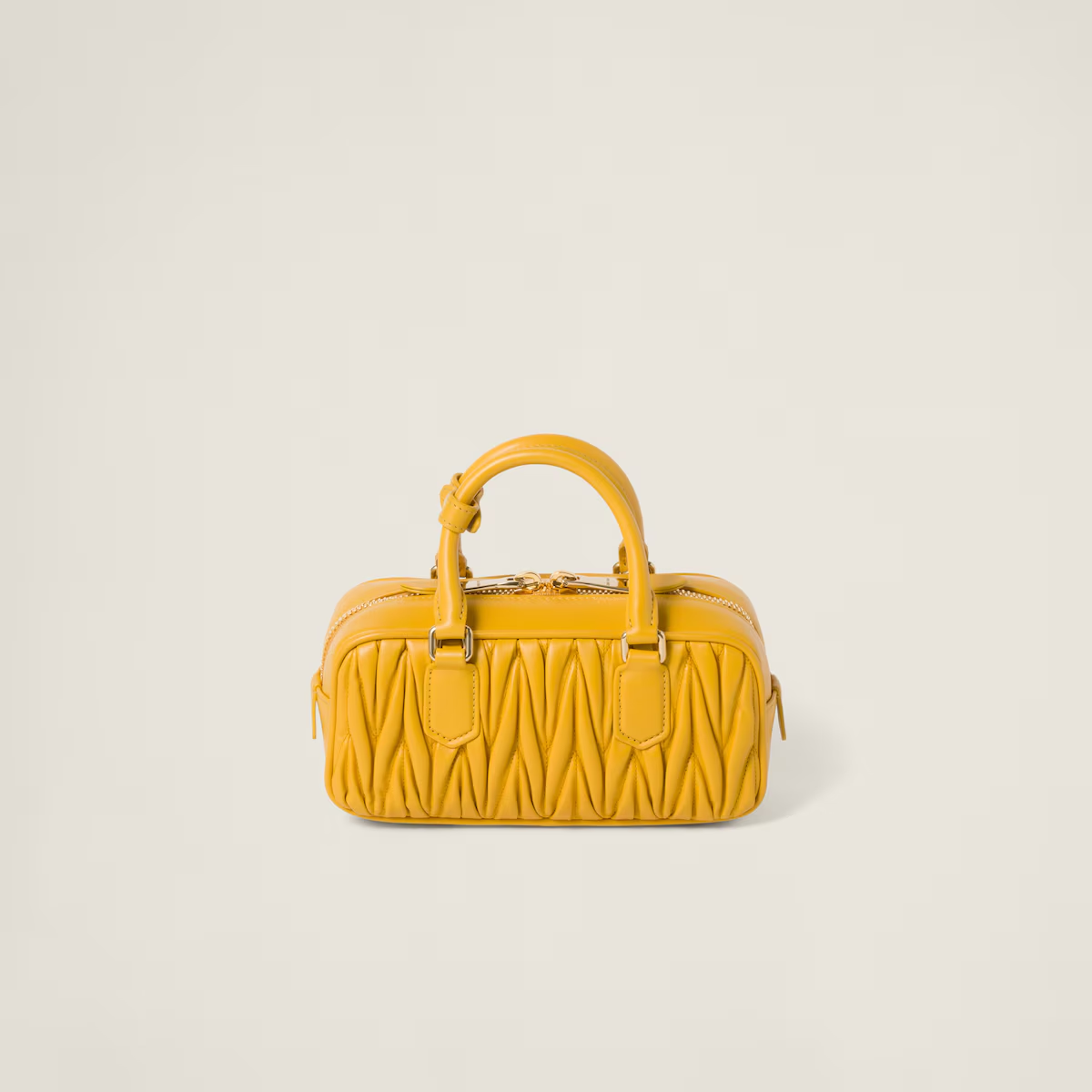 Miu Miu Bolso Arcadie de napa Matelassé
