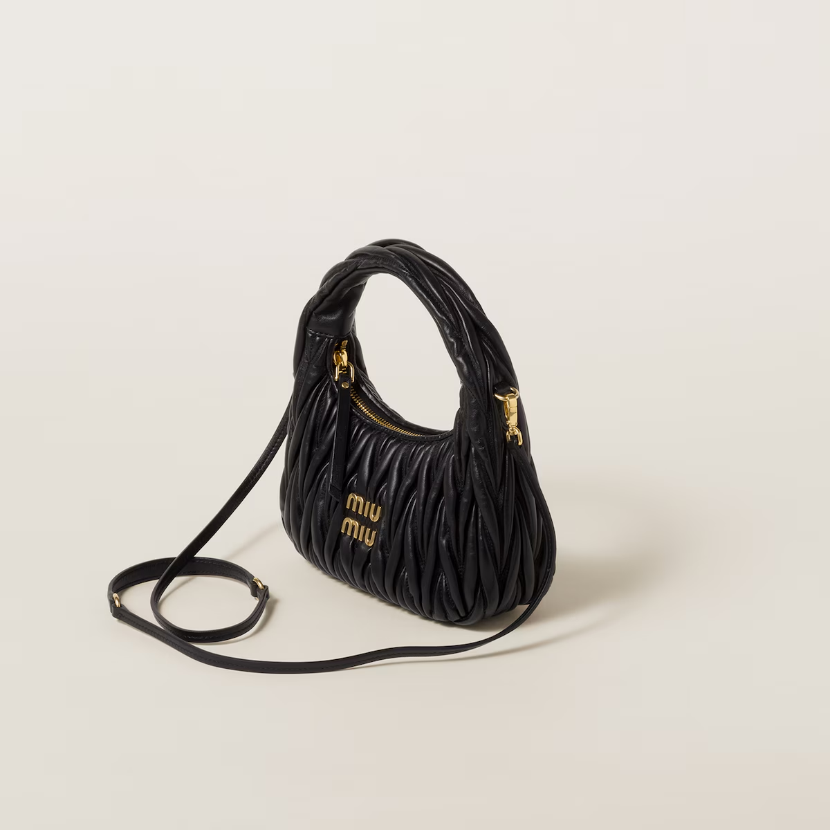 Miu Miu Bolso hobo Wander de napa Matelassé