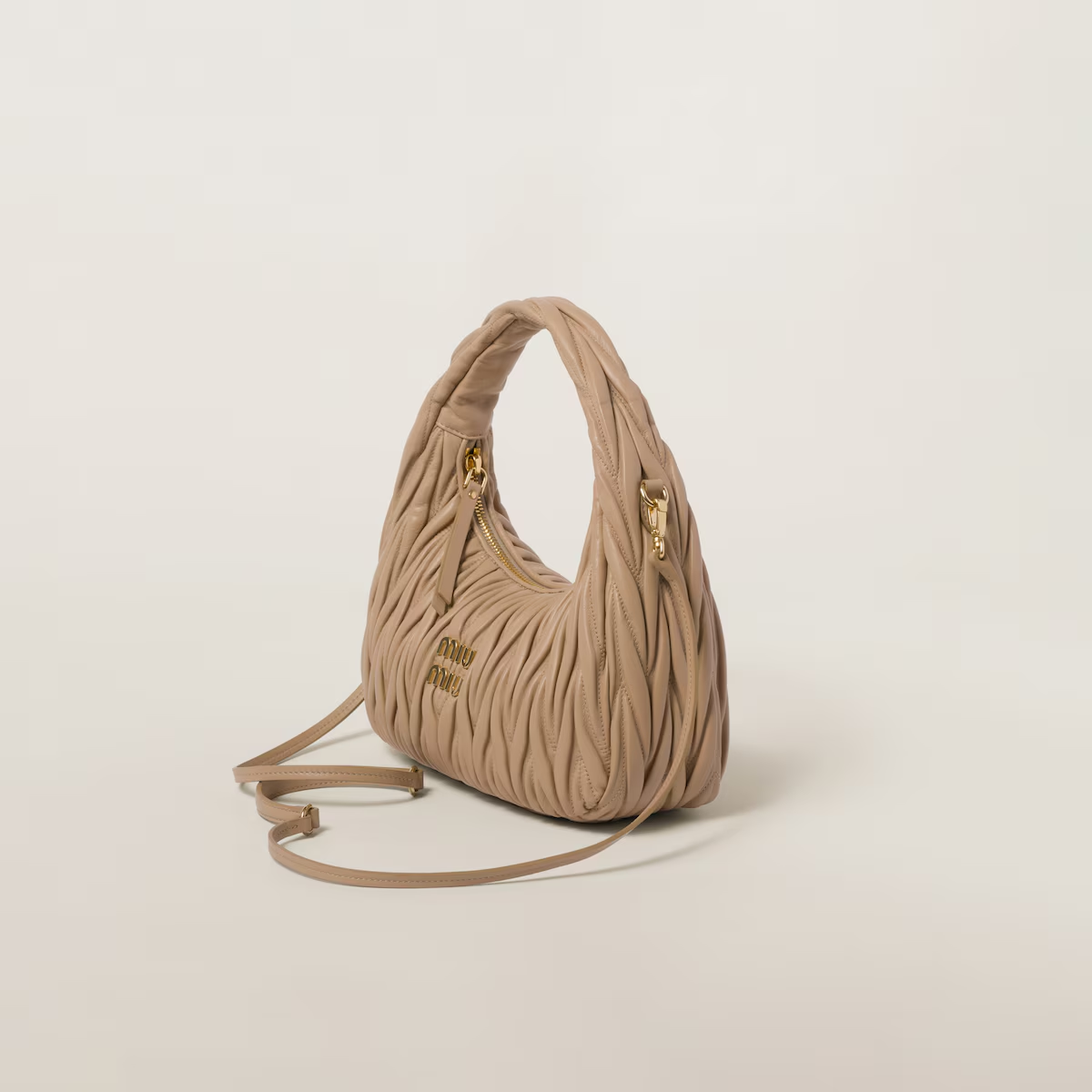 Miu Miu Bolso hobo de napa Matelassé Wander