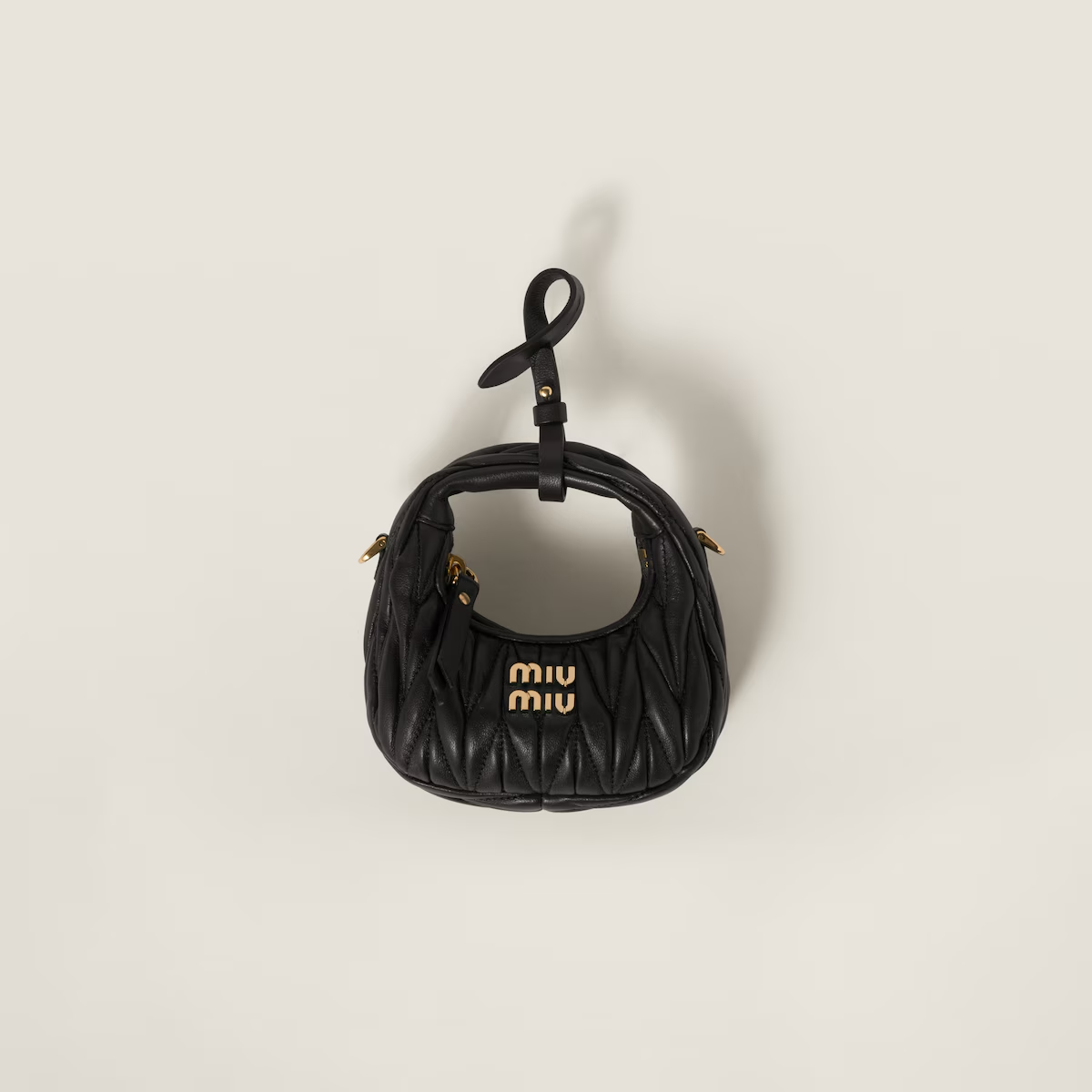 Miu Miu Microbolso hobo de napa Matelassé Wander