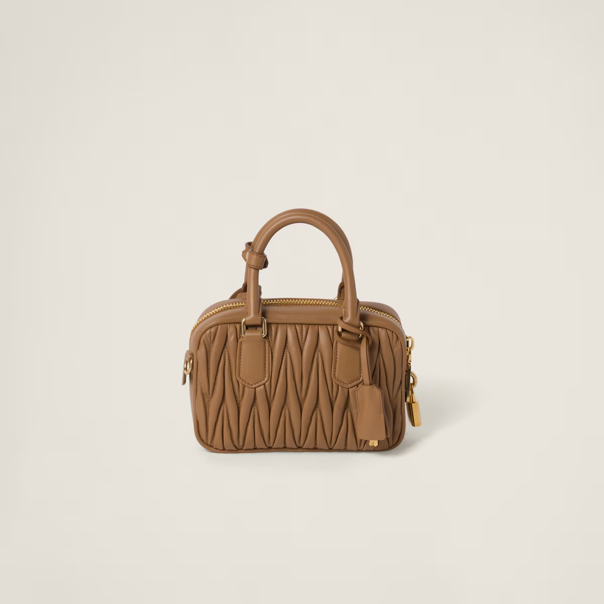 Miu Miu Bolso Arcadie de napa Matelassé