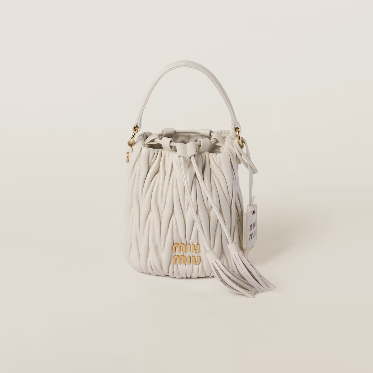 Miu Miu Bolso saco de napa Matelassé