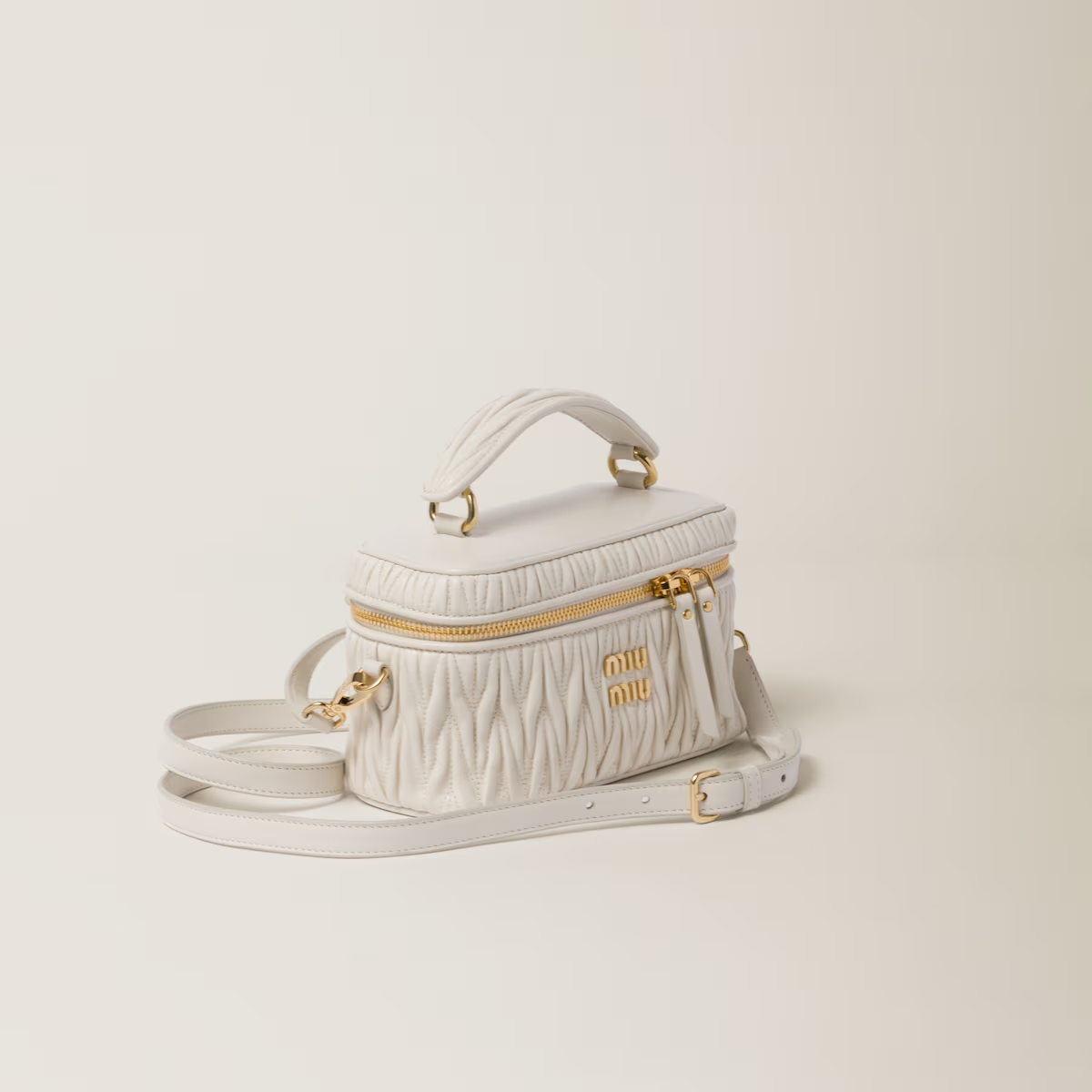 Miu Miu Bolso bandolera de napa Matelassé