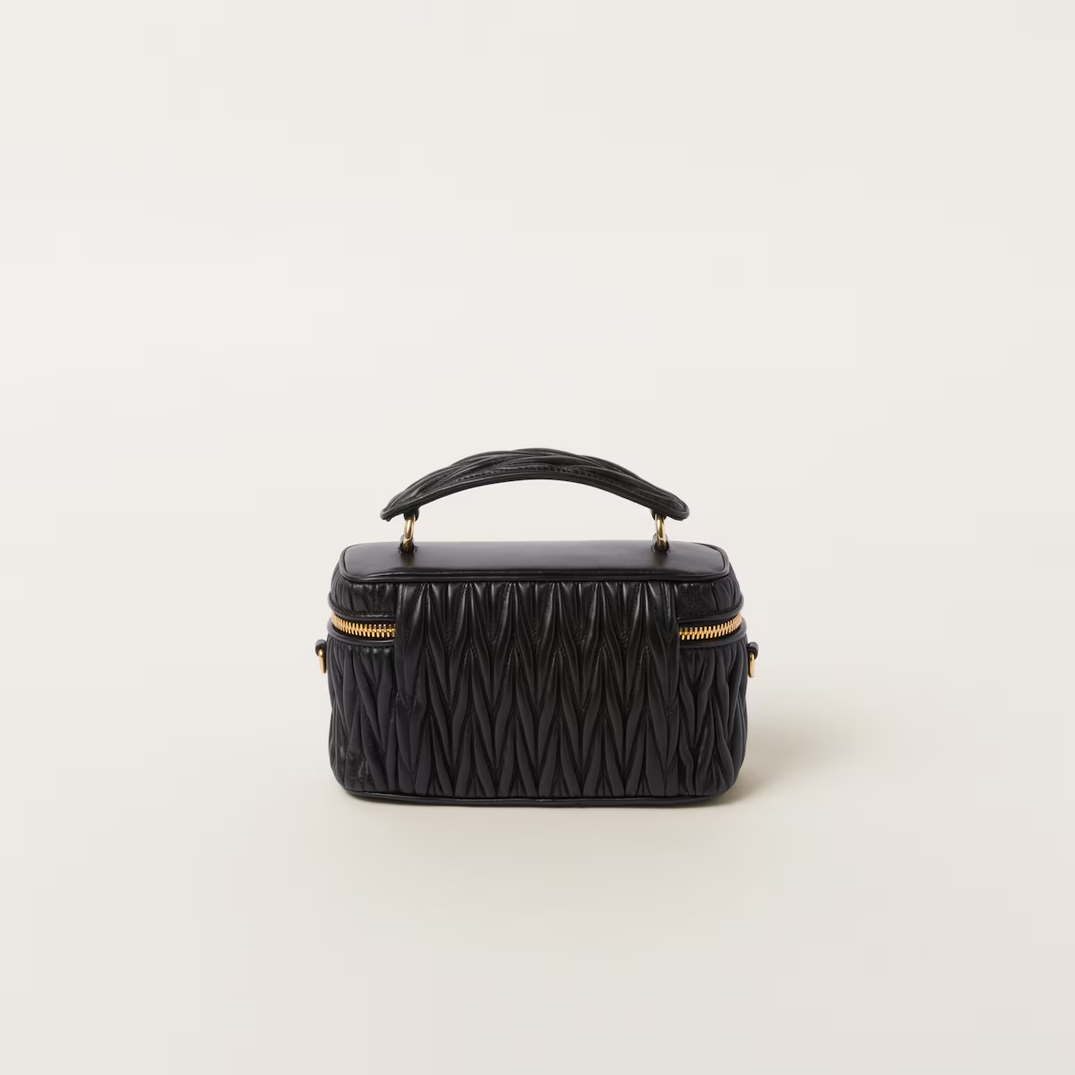Miu Miu Bolso bandolera de napa Matelassé