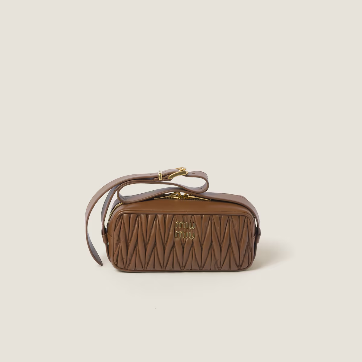 Miu Miu Bolso bandolera de napa Matelassé