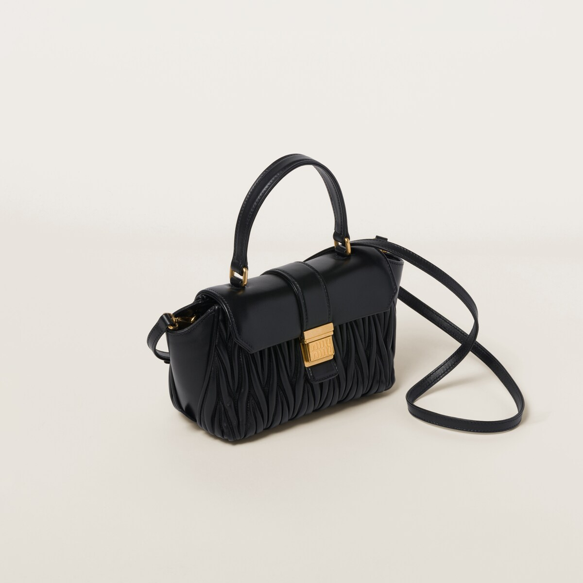 Miu Miu Bolso de mano de napa Matelassé