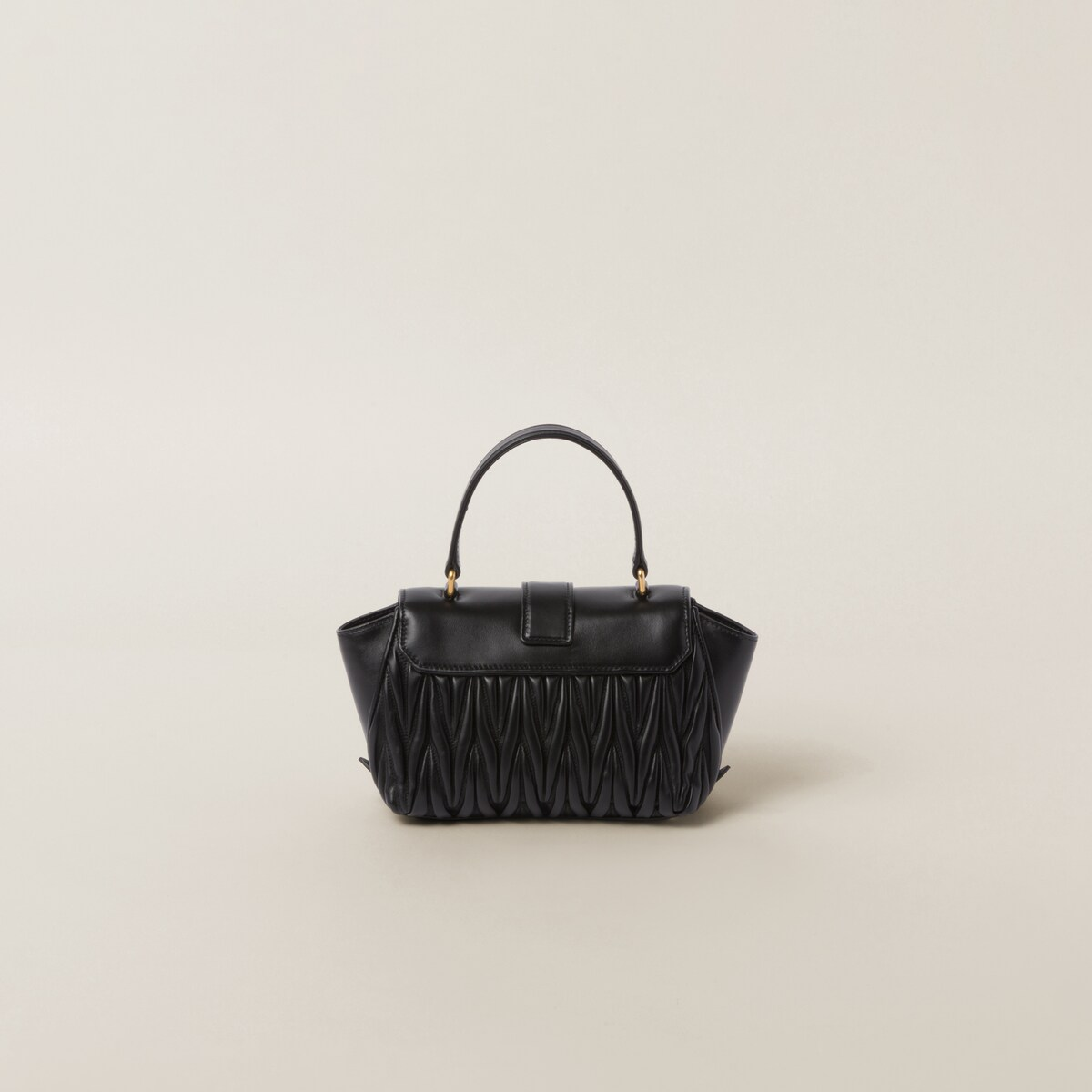 Miu Miu Bolso de mano de napa Matelassé