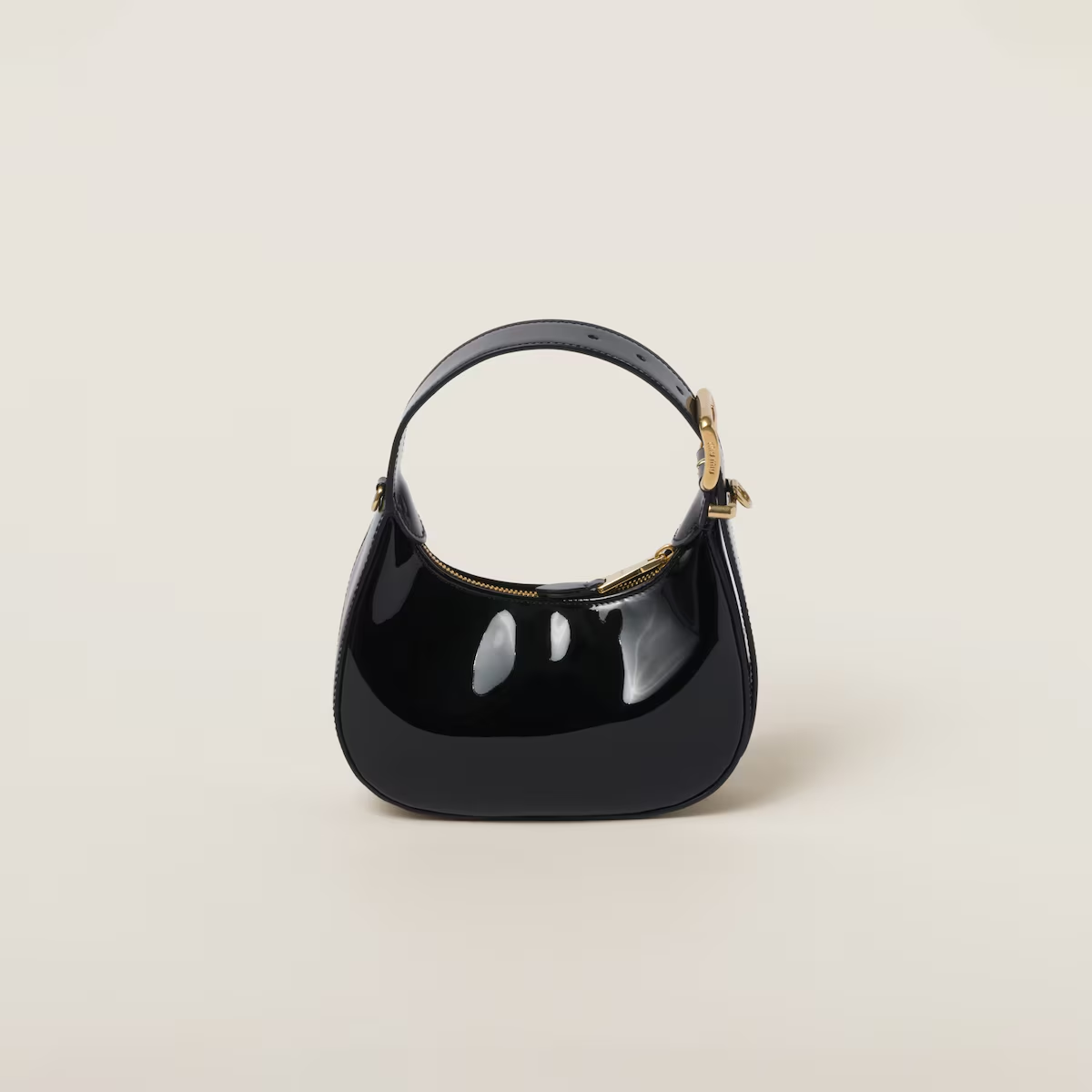 Miu Miu Bolso hobo de charol