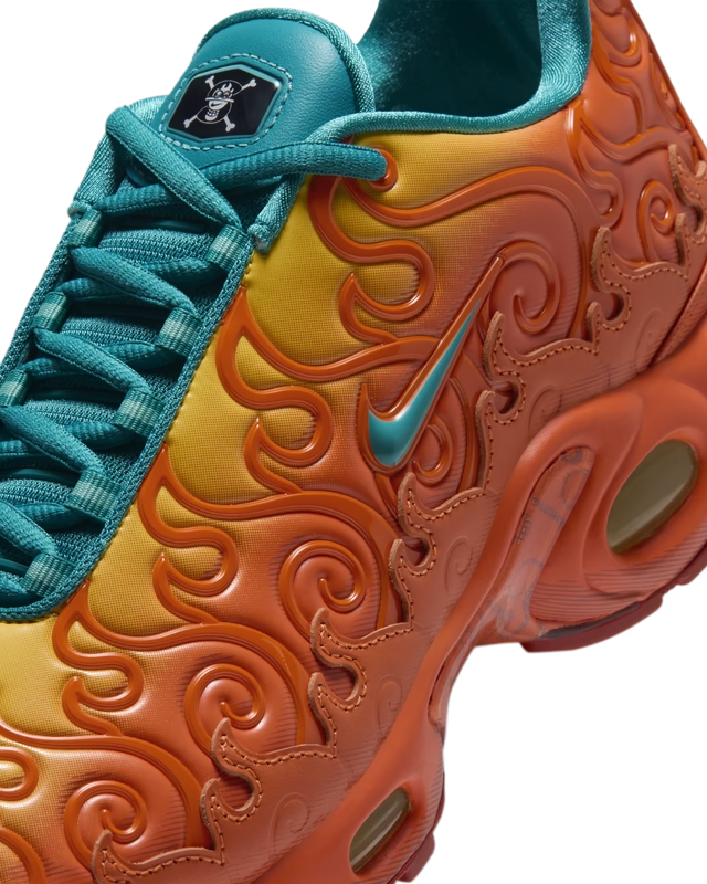 Air Max Plus x One Piece Mera Mera