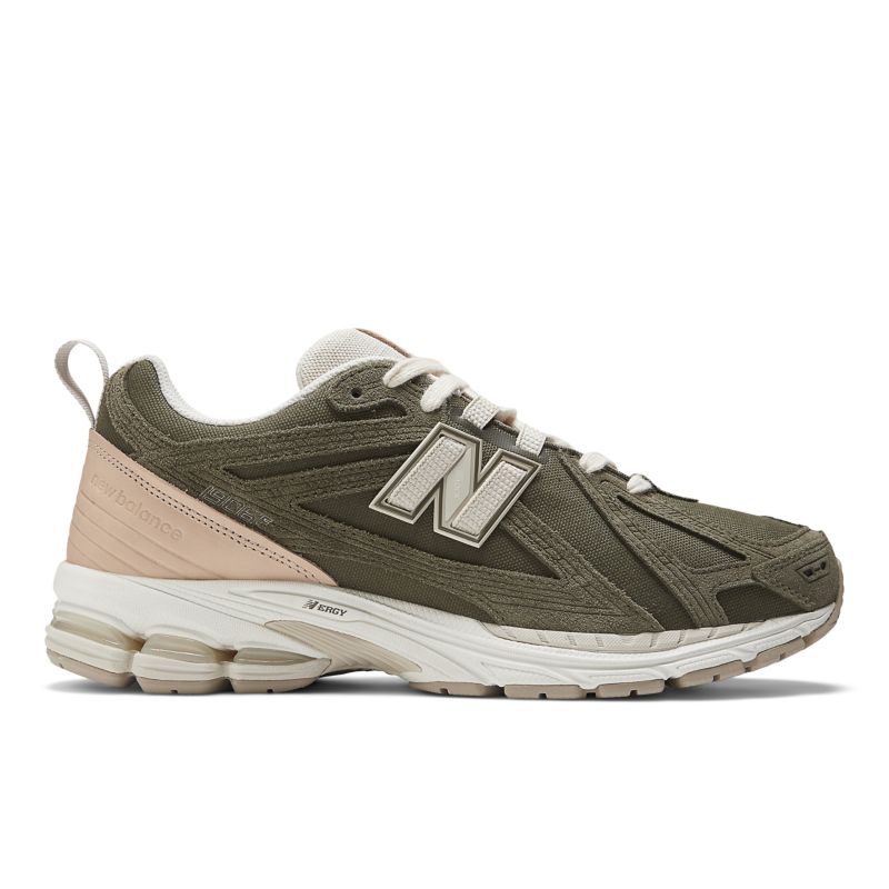 New Balance tenis con parche del logo 1906 | M1906FC