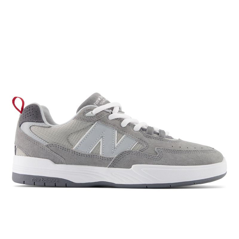 New Balance tenis 808 Grey Day de New Balance x Tiago Lemos | NM808GDY