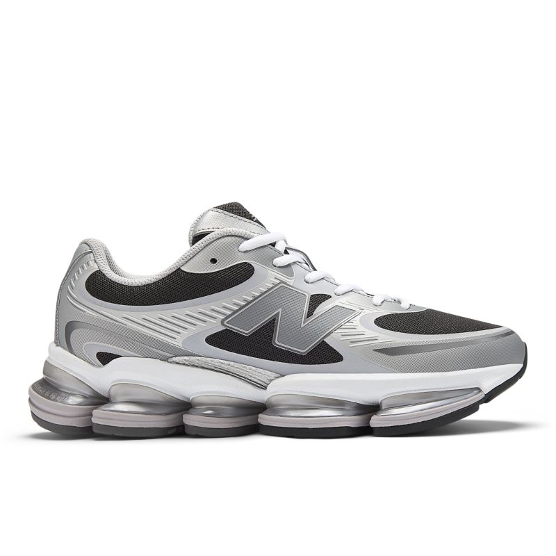 New Balance tenis con efecto metalizado 2000 | U20003OZ