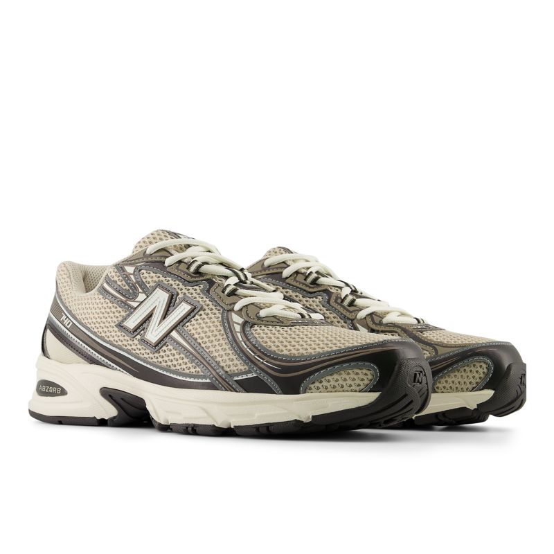 New Balance tenis 740 con detalle de logo | U740JTD