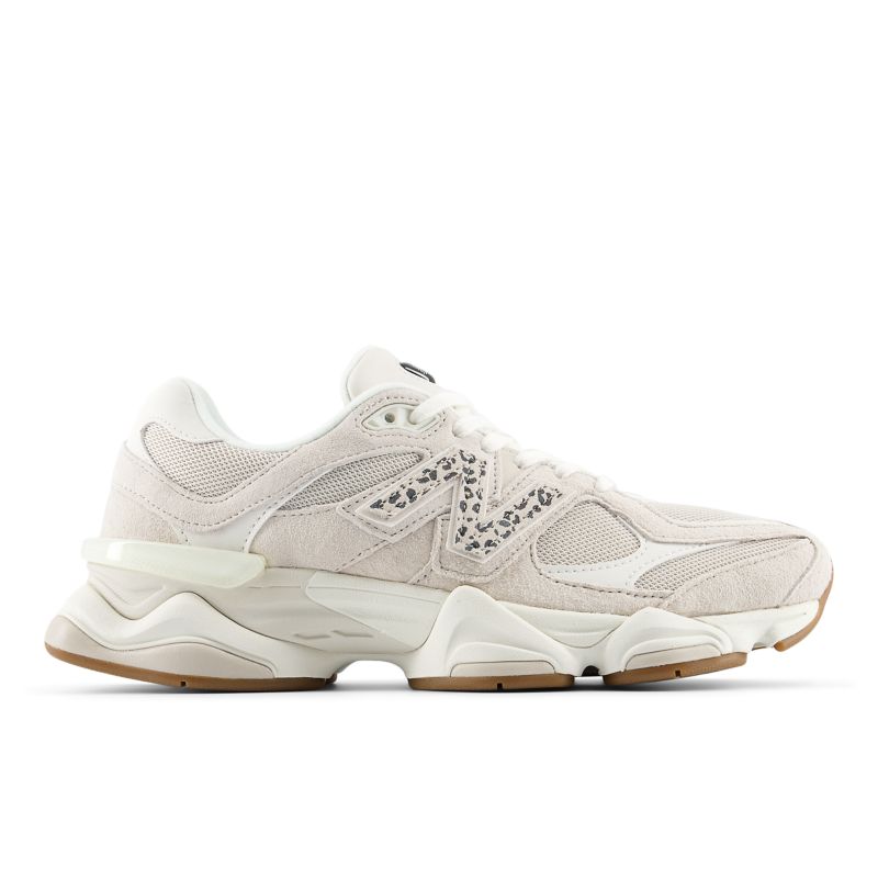 New Balance tenis Exclusive 9060 Sea Salt/Leopard Print en colaboración con ASOS | U9060ASP